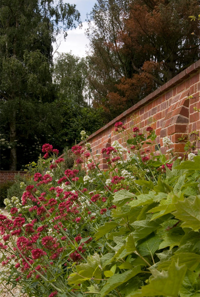 planting and flowers gaddesden