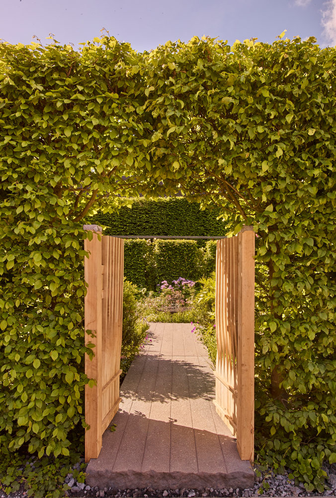gate maggie's garden