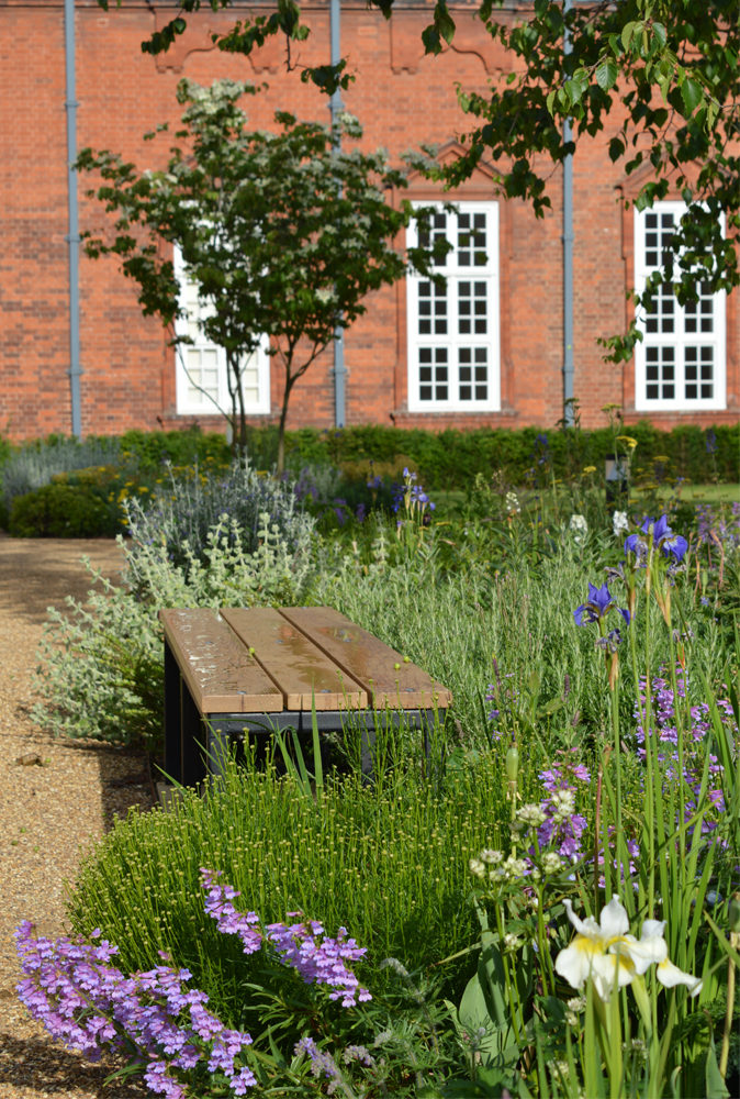 newnham college bench