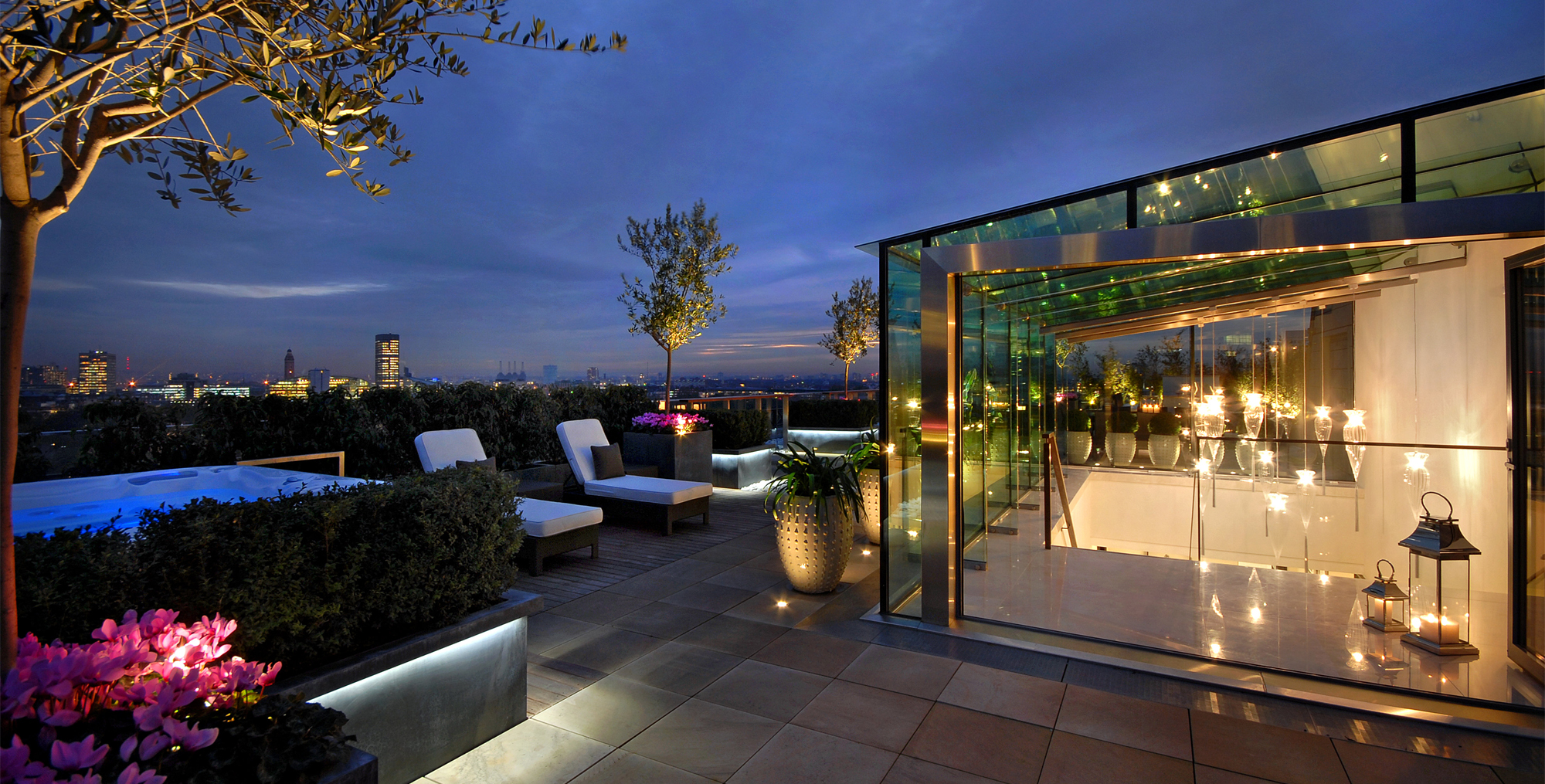 Large roof terrace in Central London – Bowles & Wyer
