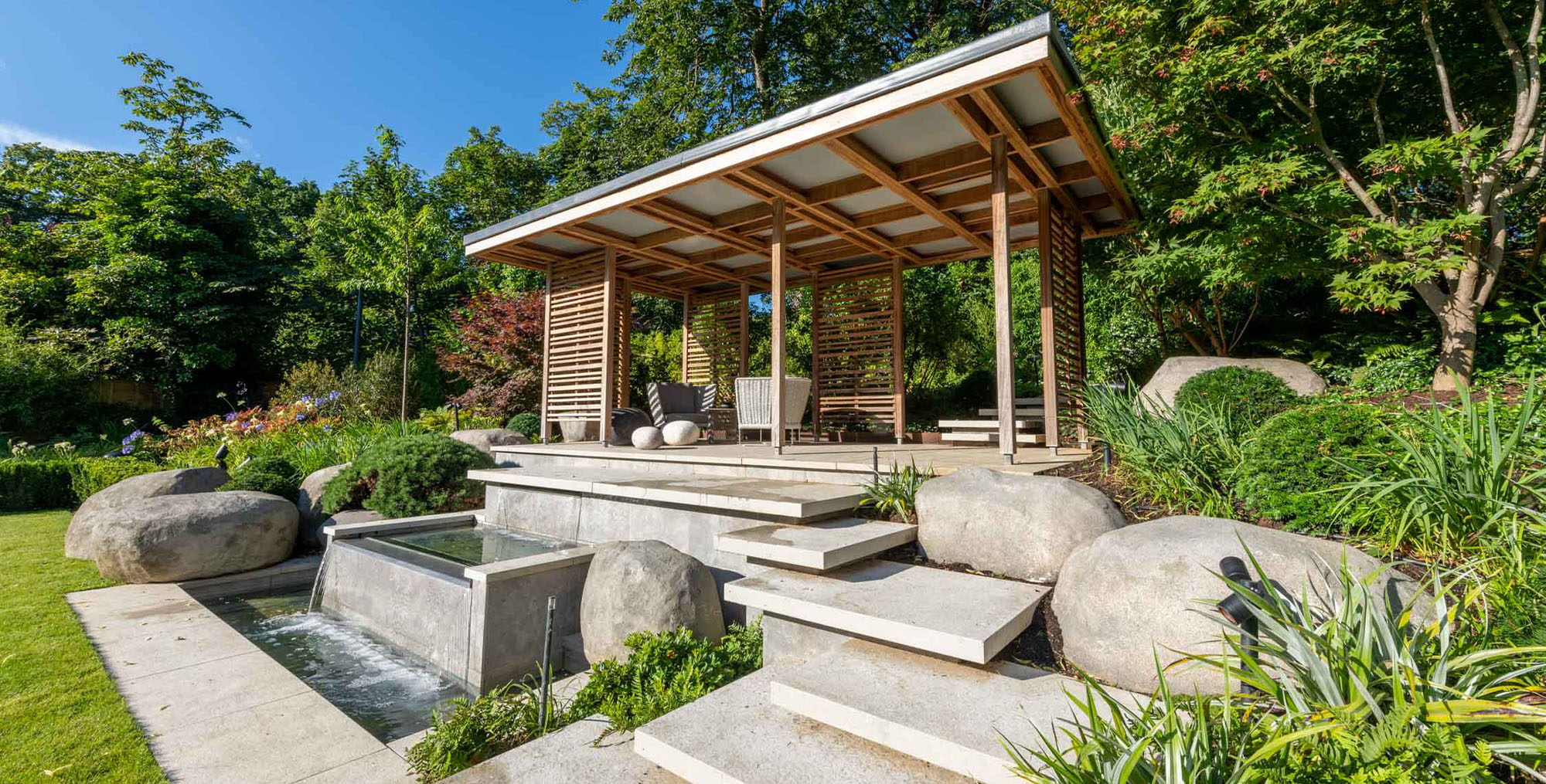 An image of a pergola in a Hampstead garden