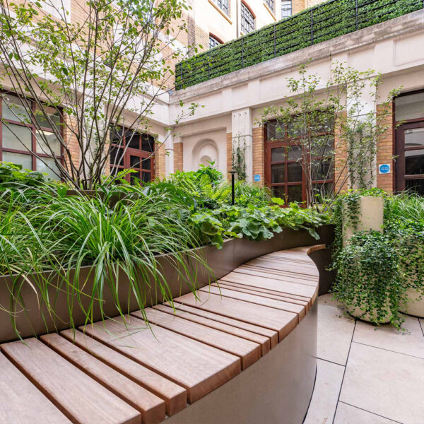 bespoke planters city of London