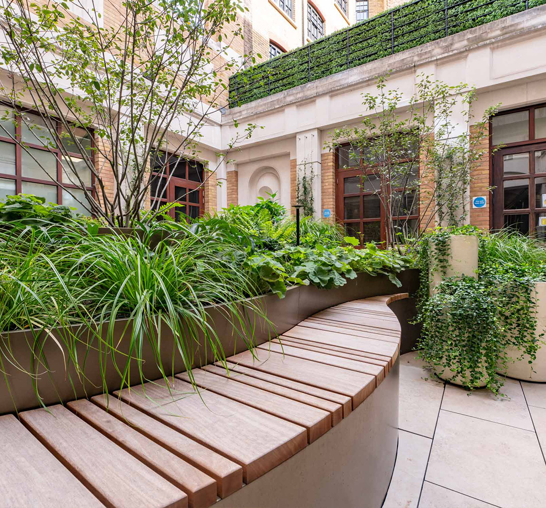 bespoke planters city of London